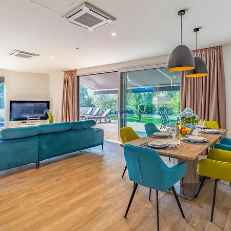 Beautiful In With Kitchen Holiday home Porec