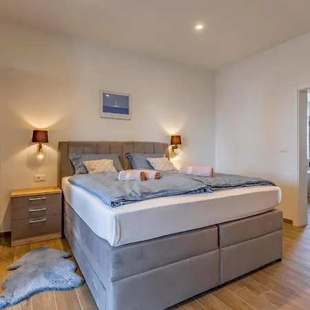 Beautiful In With Kitchen * Poreč